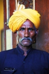India man met tulband.jpg